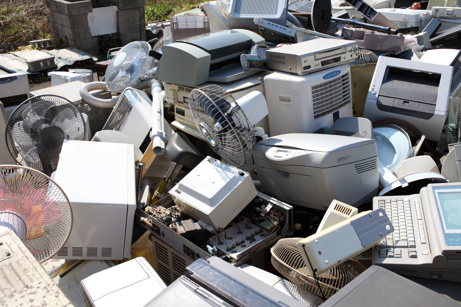Electronics Waste Pick Up, Removal & Recycling in Barrie
