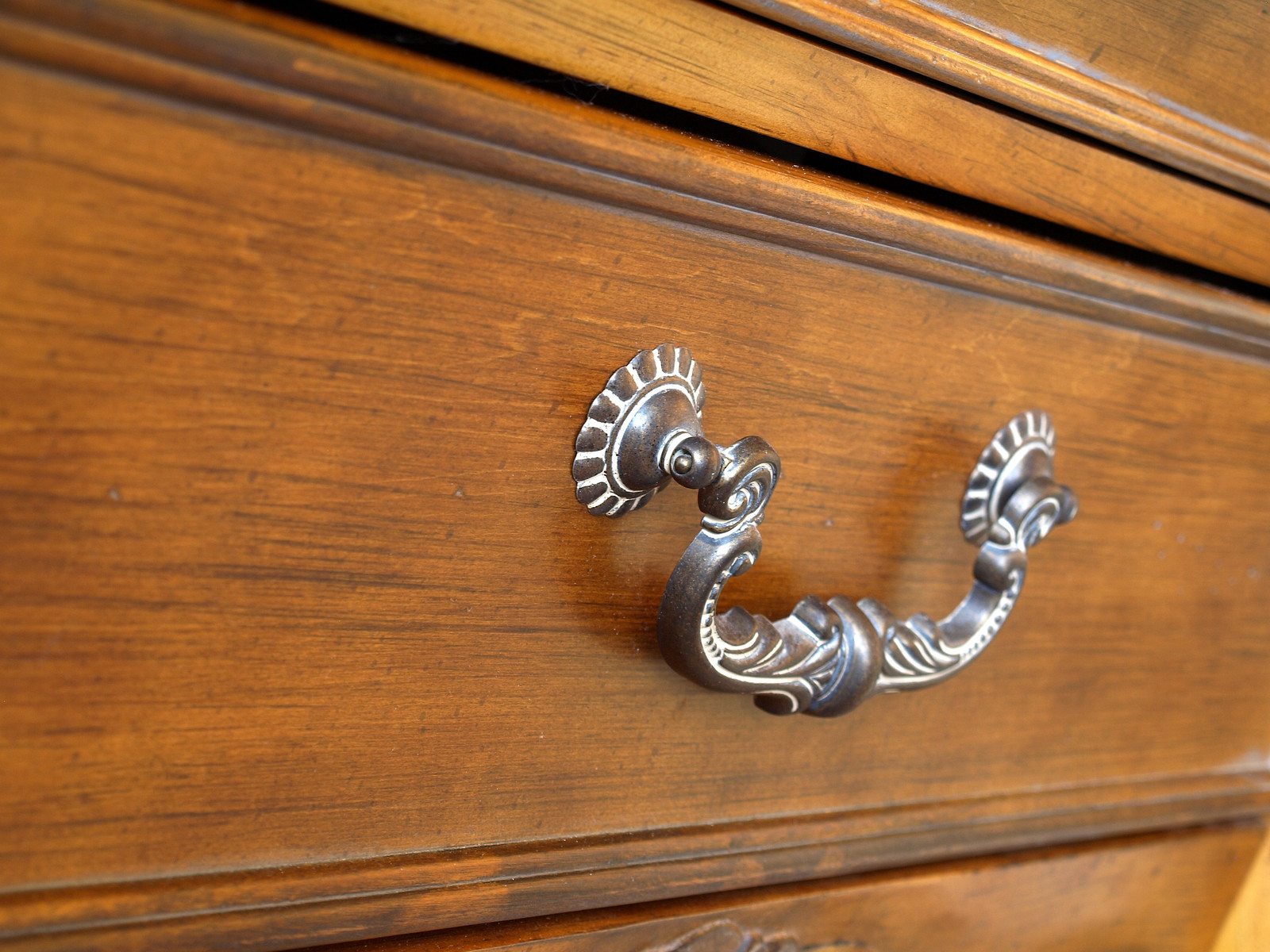 Furniture Pick Up & Removal Service In Barrie Easy Online Quotes